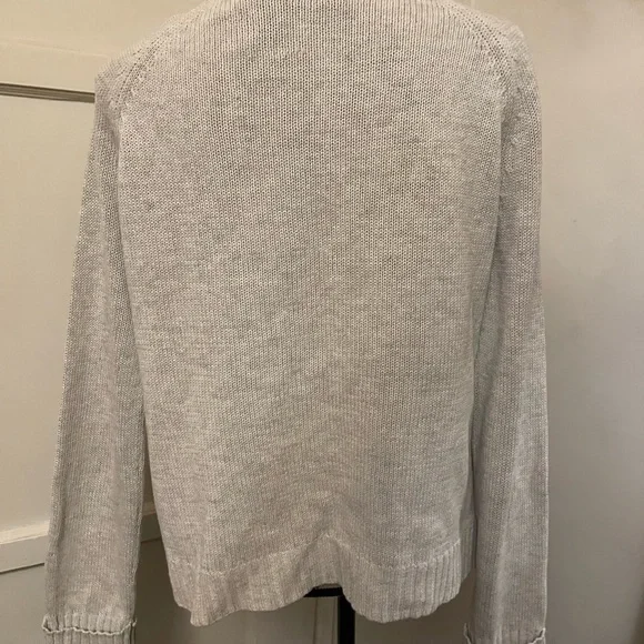 DKNY size small sweater - Picture 3 of 4